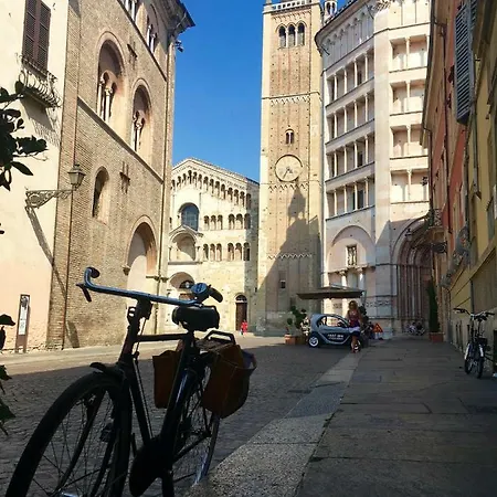 Il Balcone Dell'angiol D 'or Daire Parma